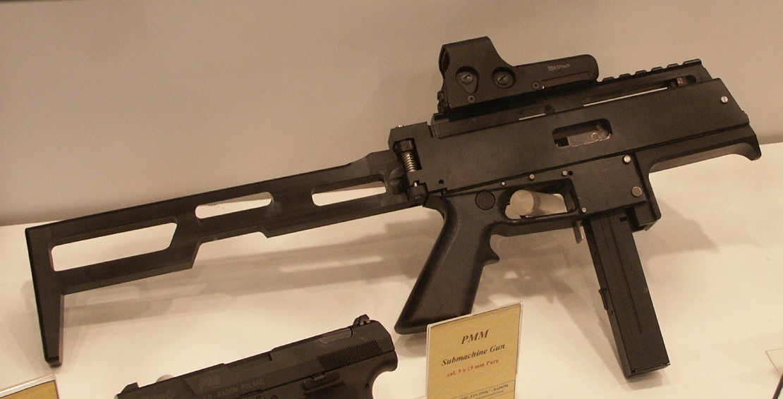 Submachine_gun_PMM.jpg